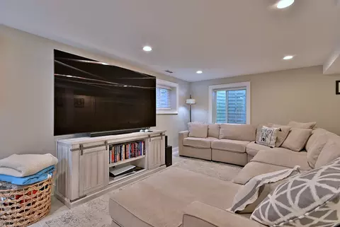 247 Harlem Ave, Glenview, IL 60025 photo 41