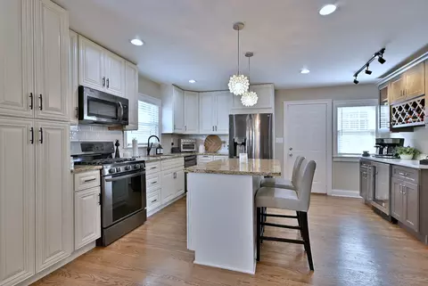 247 Harlem Ave, Glenview, IL 60025 photo 24