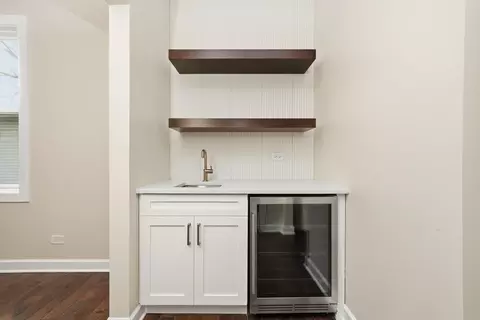 Other - 926 E Crest Ave, Addison, IL 60101 photo 9 of 11