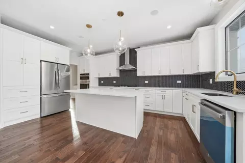 Kitchen - 926 E Crest Ave, Addison, IL 60101 photo 1 of 1