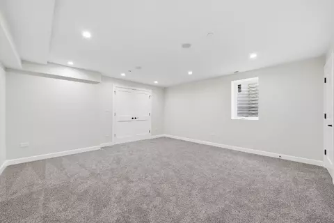 Other - 926 E Crest Ave, Addison, IL 60101 photo 2 of 11