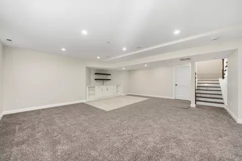 Other - 926 E Crest Ave, Addison, IL 60101 photo 4 of 11