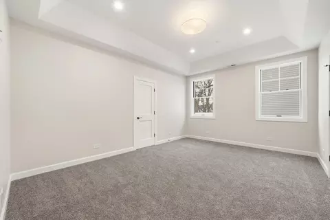 Bedroom - 926 E Crest Ave, Addison, IL 60101 photo 4 of 6