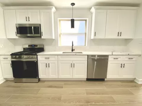 Kitchen - Undisclosed, Chicago, IL 60643 photo 5 of 5