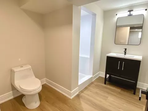 Bath - Undisclosed, Chicago, IL 60643 photo 4 of 6