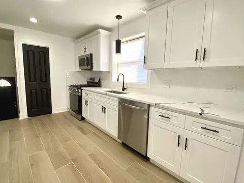Kitchen - Undisclosed, Chicago, IL 60643 photo 2 of 5
