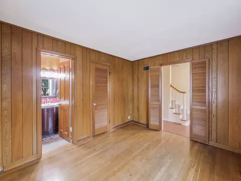821 Shuler St, Elgin, IL 60123 photo 8