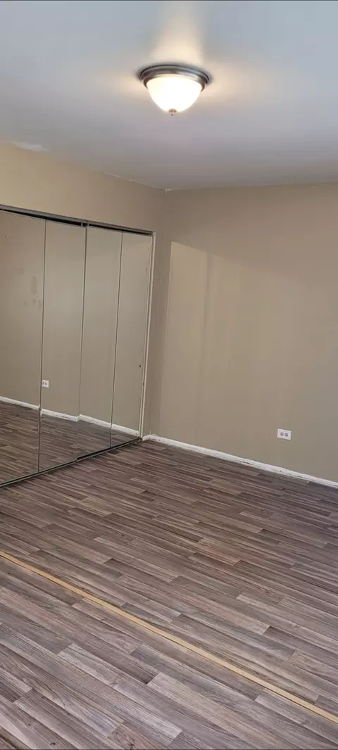 Bedroom - 18622 Golfview Dr, Hazel Crest, IL 60429 photo 1 of 2