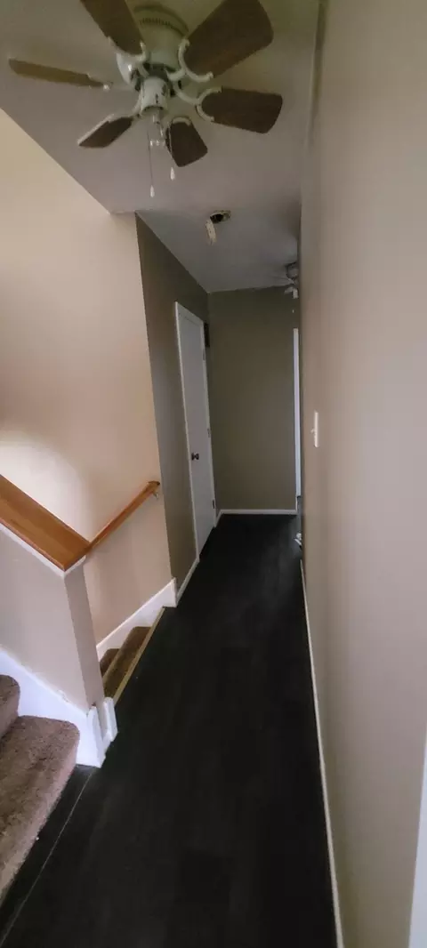 Entry Way - 18622 Golfview Dr, Hazel Crest, IL 60429 photo 2 of 3