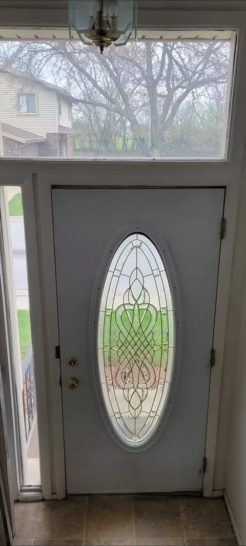 Entry Way - 18622 Golfview Dr, Hazel Crest, IL 60429 photo 1 of 3