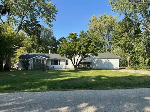 25462 W Arcade Dr S, Lake Villa, IL 60046