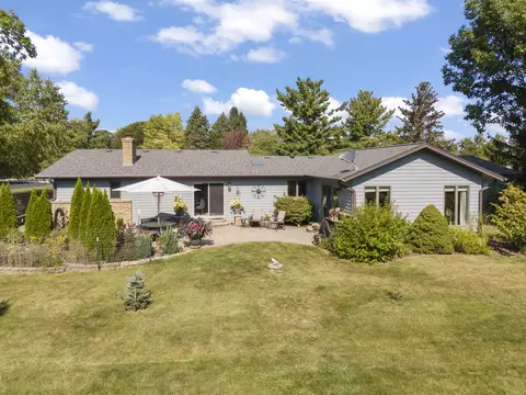 Exterior - 1785 Hilltop Rd, Elgin, IL 60120 photo 5 of 5