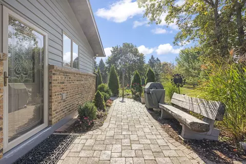 Exterior - 1785 Hilltop Rd, Elgin, IL 60120 photo 3 of 5
