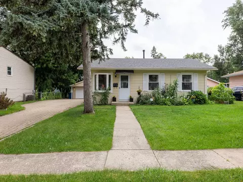 1649 Park Ave, Hanover Park, IL 60133