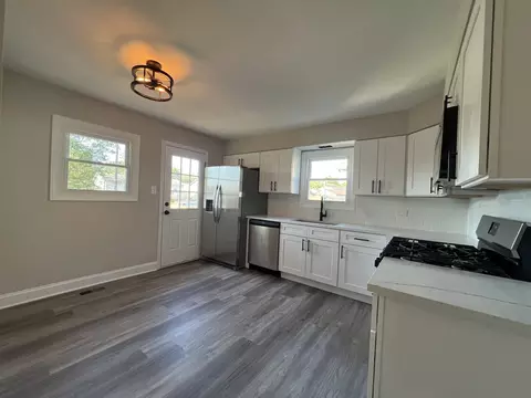 5735 Dover Rd, Oak Forest, IL 60452 photo 5