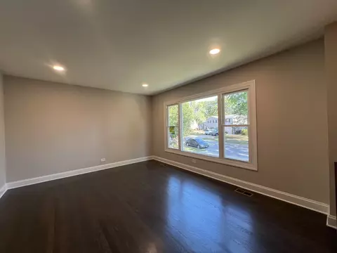 5735 Dover Rd, Oak Forest, IL 60452 photo 7
