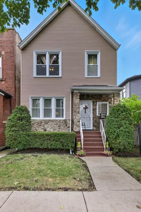 2736 N Monticello Ave, Chicago, IL 60647