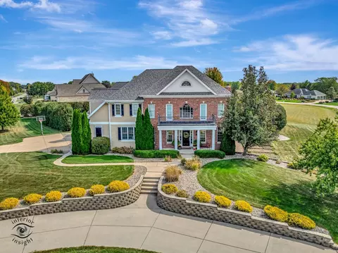 1037 Deer Trl, Bourbonnais, IL 60914
