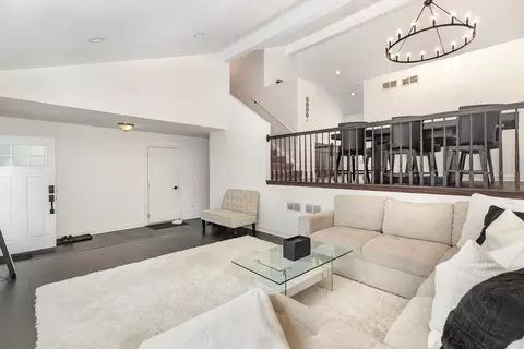 Living - 16314 Homan Ave, Markham, IL 60428 photo 1 of 5