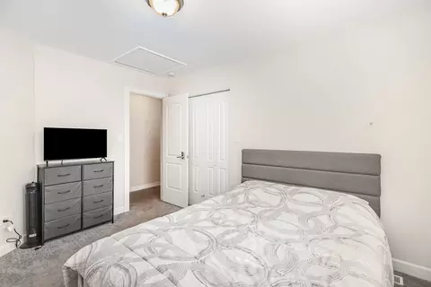 Bedroom - 16314 Homan Ave, Markham, IL 60428 photo 4 of 9