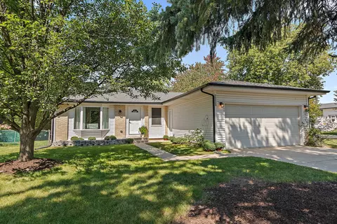 7758 W Kingston Dr, Frankfort, IL 60423