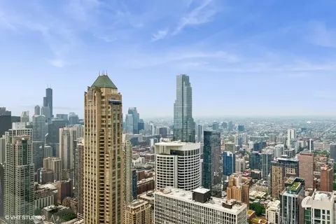 175 E Delaware Pl #6021, Chicago, IL 60611 photo 14