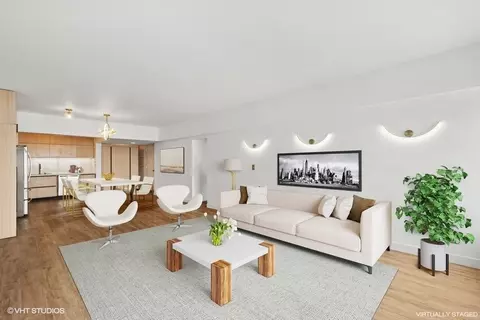 175 E Delaware Pl #6021, Chicago, IL 60611 photo 2