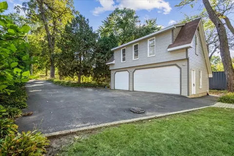 Exterior - 712 Regner Rd, Mchenry, IL 60051 photo 7 of 7