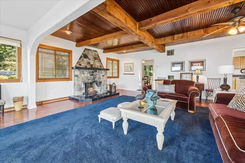 Living - 712 Regner Rd, Mchenry, IL 60051 photo 2 of 2
