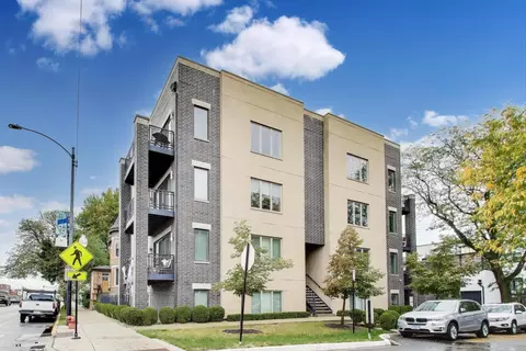 2352 W Winona St #3E, Chicago, IL 60625