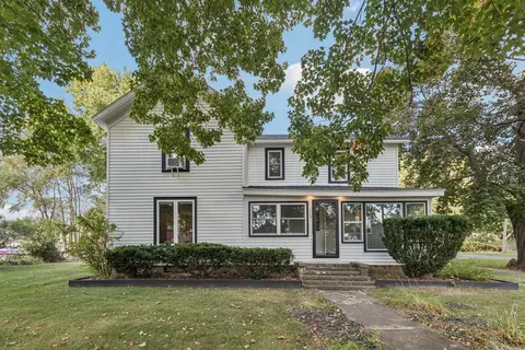 115 State St, Maple Park, IL 60151