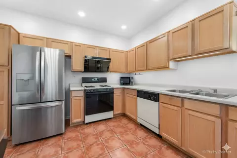 24043 W Pear Tree Cir, Plainfield, IL 60585 photo 4