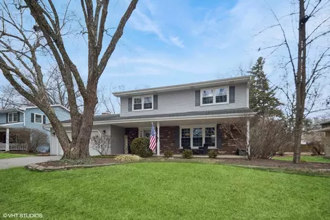 41 Swift Ln, Naperville, IL 60565