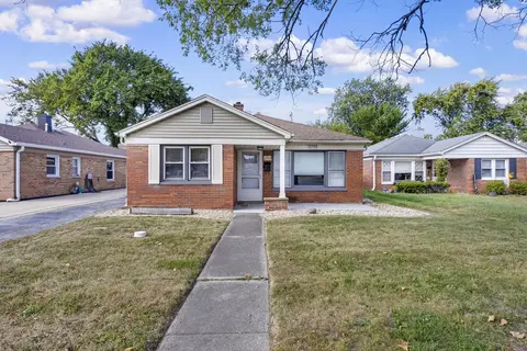 11712 S Troy Dr, Merrionette Park, IL 60803