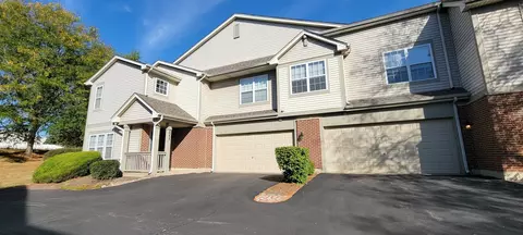2333 Vanderbilt Dr #-, Geneva, IL 60134