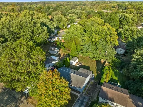 View/Area - 8095 N 2000 East Rd E, Downs, IL 61736 photo 1 of 5