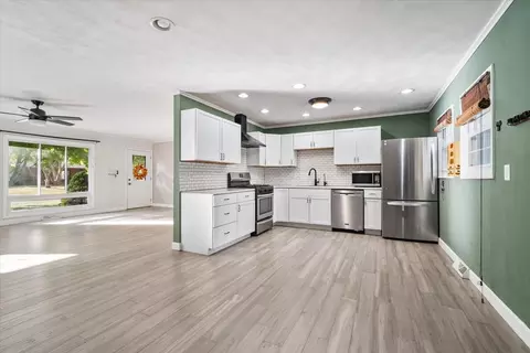 Kitchen - 8095 N 2000 East Rd E, Downs, IL 61736 photo 1 of 3