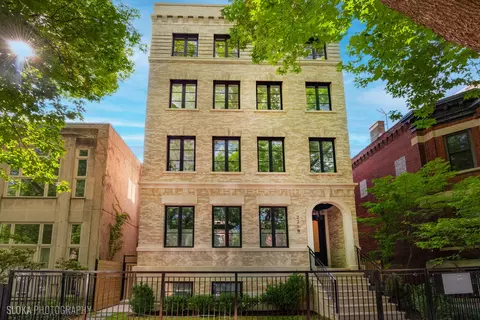 2218 N Burling St #PH, Chicago, IL 60614