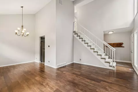 Living - 1129 Sausalito Ct, Bartlett, IL 60103 photo 4 of 5