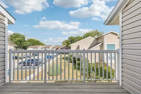 Exterior - 1129 Sausalito Ct, Bartlett, IL 60103 photo 3 of 14
