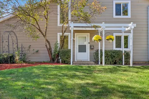 Exterior - 1129 Sausalito Ct, Bartlett, IL 60103 photo 2 of 14