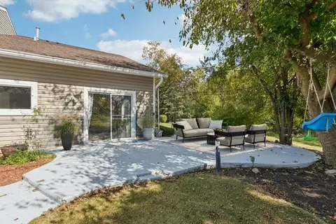 Exterior - 1129 Sausalito Ct, Bartlett, IL 60103 photo 4 of 14