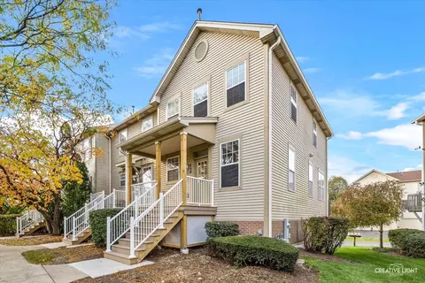 650 Littleton Trl #22-4, Elgin, IL 60120