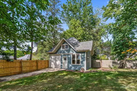 Exterior - 602 Prospect St, Elgin, IL 60120 photo 4 of 4