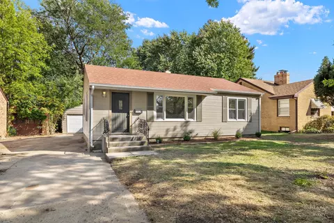 1419 Roncevalles Ave, Rockford, IL 61107