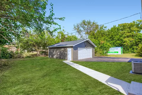 Exterior - 16552 Oxford Dr, Markham, IL 60428 photo 6 of 7