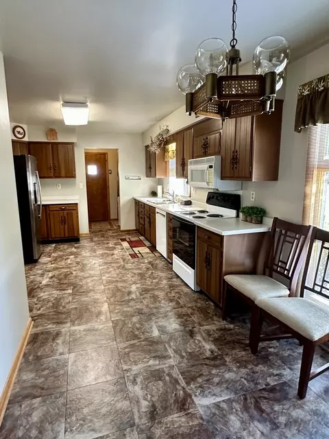 2003 11th Ave, Sterling, IL 61081 photo 6