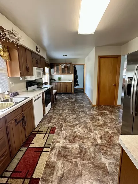 2003 11th Ave, Sterling, IL 61081 photo 5