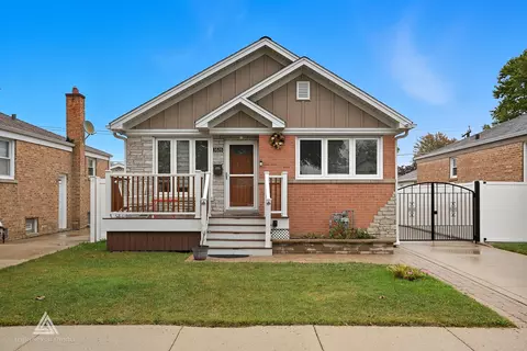 3535 Ernst St, Franklin Park, IL 60131