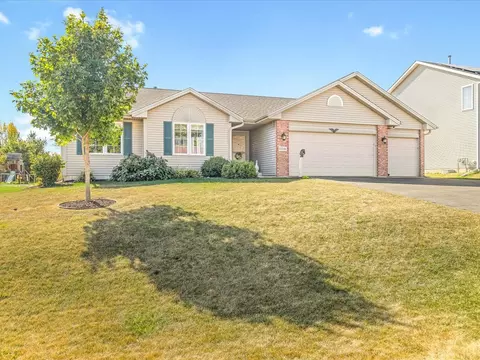 13246 Foxglove Ln, Winnebago, IL 61088